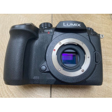 Preowned Panasonic lumix gh5 ii Preowned Panasonic lumix gh5 ii